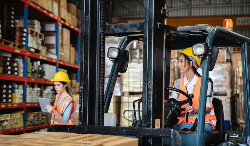 Certificación de operadores para montacargas en Bogotá