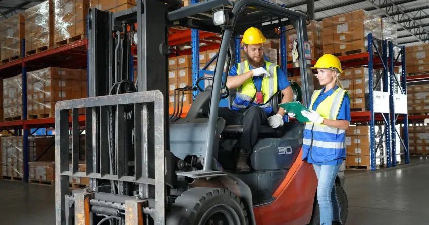Clases de certificación operadores de montacargas en Funza Cundinamarca