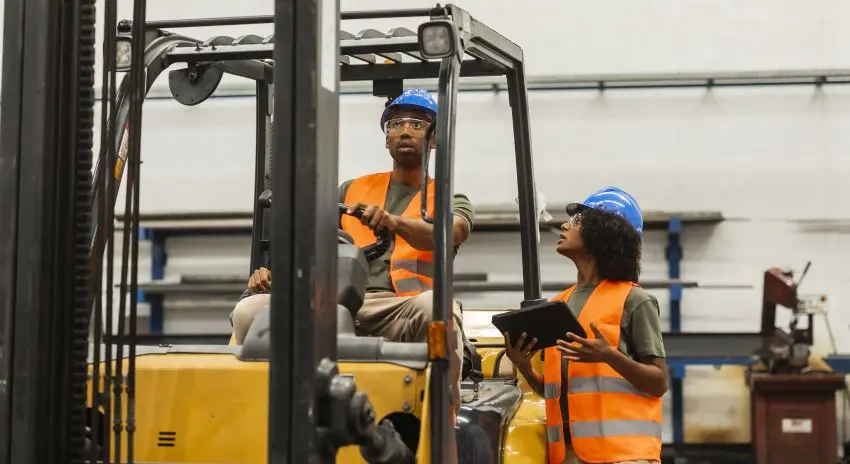 Cursos de capacitación operadores de montacargas en Yumbo Valle