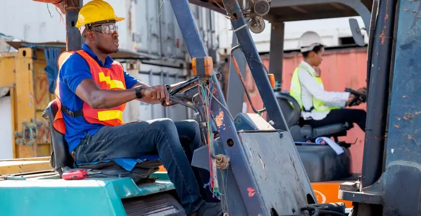 Formación para capacitación operadores de montacargas en Facatativá Cundinamarca